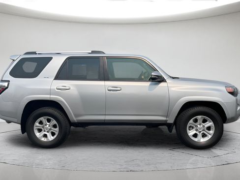 Certified 2021 Toyota 4Runner SR5 Premium w/ Moonroof Package AWD/4WD image 2
