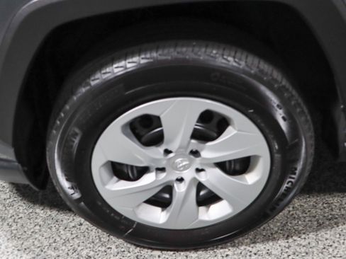 Used 2024 Toyota RAV4 LE AWD/4WD image 11
