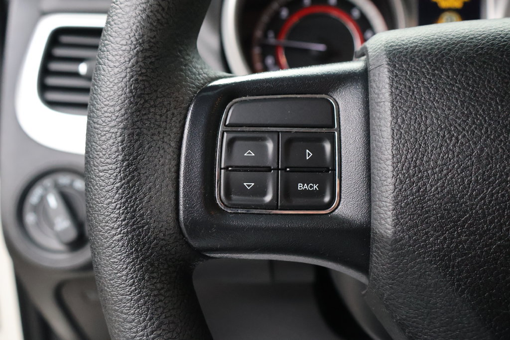 Used 2018 Dodge Journey SXT FWD image 19