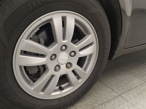Used 2016 Chevrolet Sonic LT FWD image 31