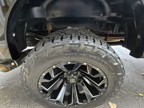 Used 2017 Ford F250 Platinum w/ Platinum Ultimate Package image 42