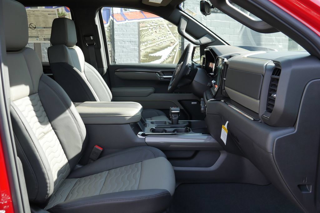 New 2026 Chevrolet Silverado 1500 ZR2 w/ LPO, Dark Essentials Package AWD/4WD image 11