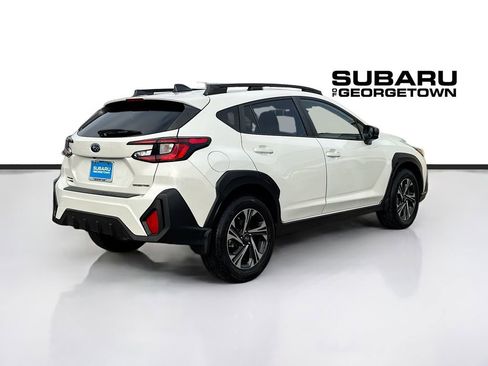 Used 2024 Subaru Crosstrek 2.0i Premium image 8
