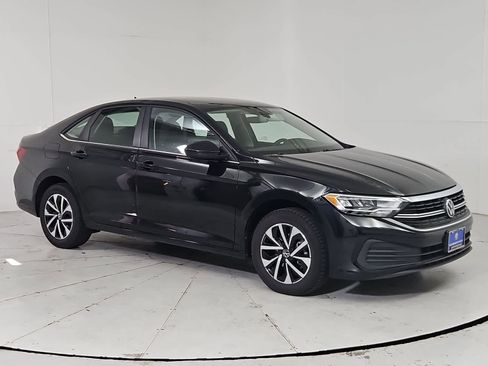 Certified 2024 Volkswagen Jetta S image 8