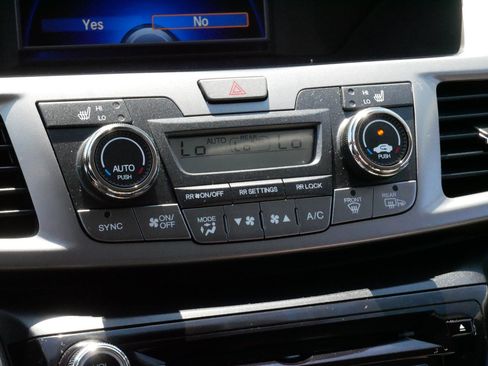 Used 2016 Honda Odyssey EX-L image 23