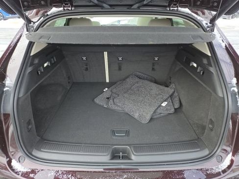 Used 2023 Buick Envision Avenir image 28