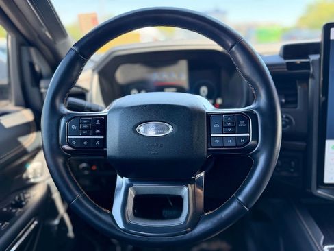 Used 2024 Ford Expedition Max Platinum AWD/4WD image 13