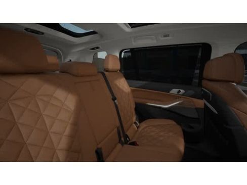 New 2026 BMW X7 xDrive40i image 12