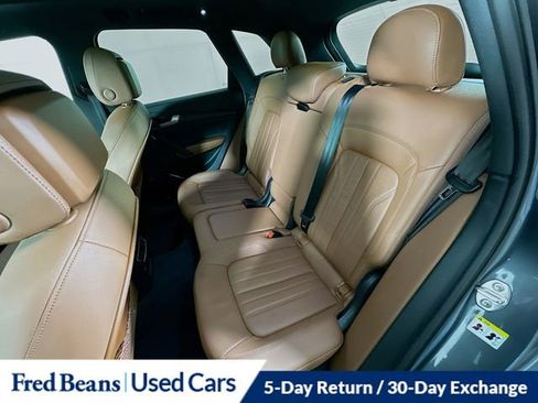 Used 2022 Audi Q5 2.0T Premium w/ Convenience Package image 25