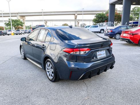 Used 2024 Toyota Corolla SE FWD image 9