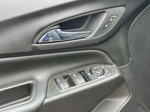 Certified 2024 Chevrolet Equinox LT w/ LPO, Floor Liner Package FWD image 15