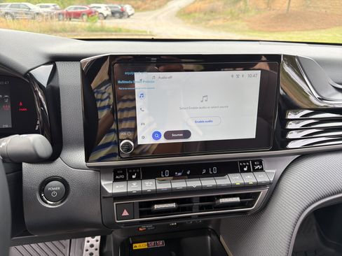 Used 2026 Toyota Camry SE w/ Convenience Package image 27