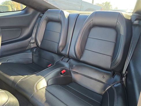 Used 2020 Ford Mustang Shelby GT500 w/ Technology Package image 10