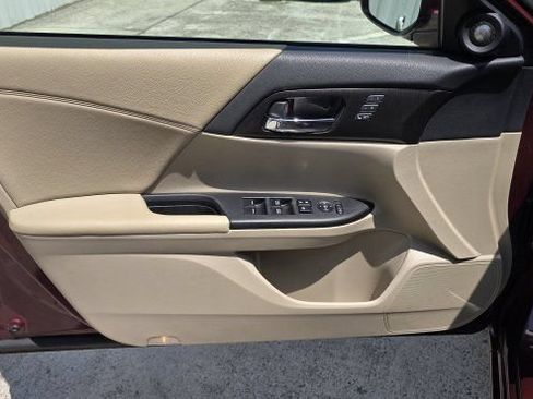Used 2015 Honda Accord EX-L image 15