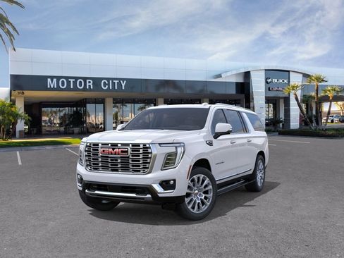 New 2026 GMC Yukon XL Denali RWD image 10