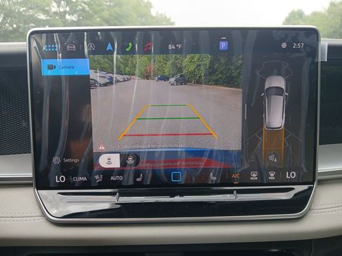 New 2025 Volkswagen Tiguan SE image 19