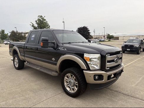 Used 2012 Ford F350 King Ranch w/ FX4 Off Road Pkg AWD/4WD image 2