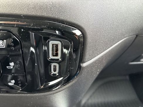 New 2026 Chevrolet Silverado 1500 LTZ w/ LTZ Premium Package image 17