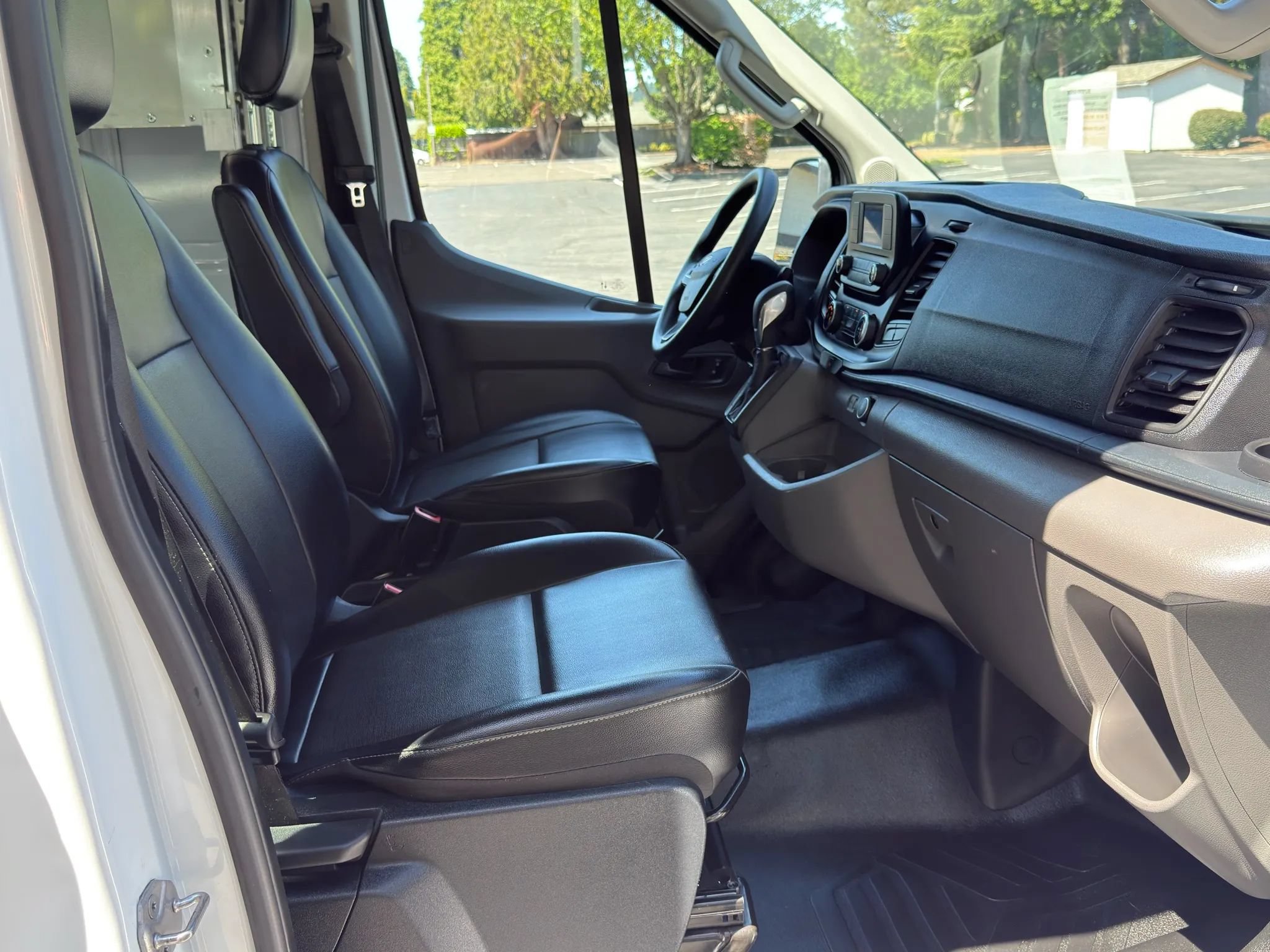Used 2021 Ford Transit 250 Medium Roof RWD image 20