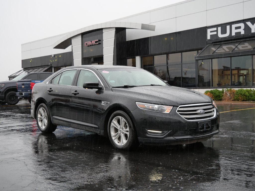 Used 2015 Ford Taurus SEL w/ Equipment Group 201A FWD image 3