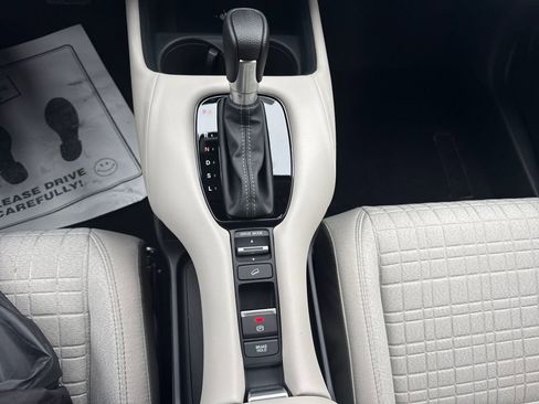 New 2026 Honda HR-V LX image 19