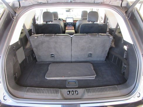 Used 2024 Lincoln Aviator Reserve AWD/4WD image 53