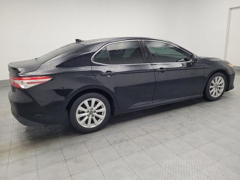 Used 2019 Toyota Camry LE FWD image 10