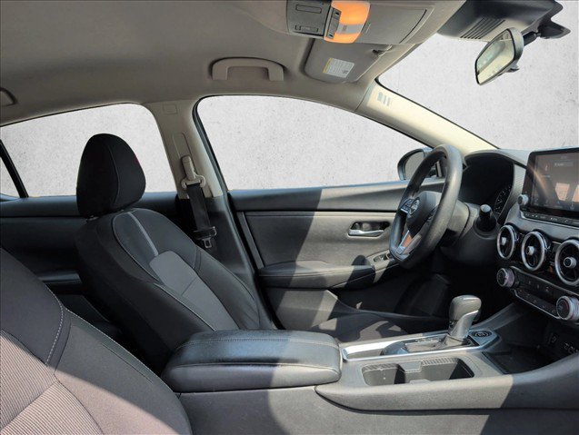 Used 2025 Nissan Sentra SV FWD image 28