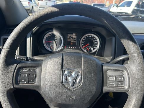 Used 2018 RAM 3500 Tradesman w/ Popular Equipment Group image 15