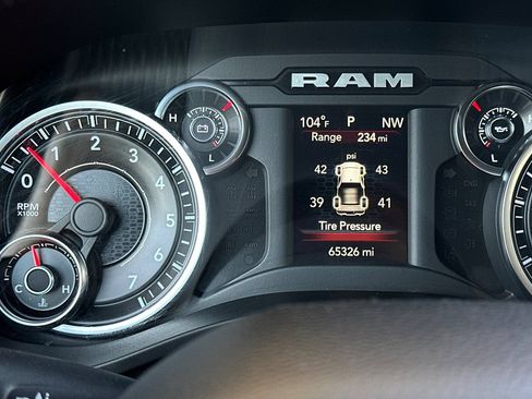 Used 2019 RAM 1500 Big Horn AWD/4WD image 22