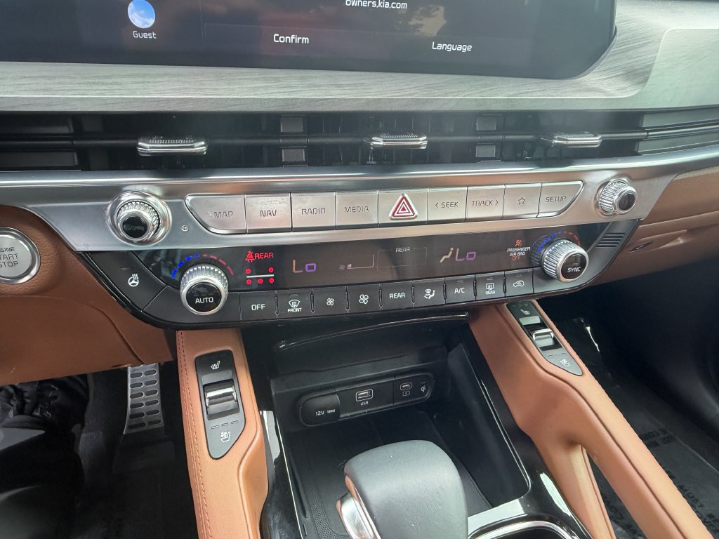 Certified 2025 Kia Telluride SX X-Line AWD/4WD image 32