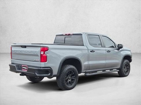 Used 2023 Chevrolet Silverado 1500 ZR2 w/ Technology Package AWD/4WD image 5