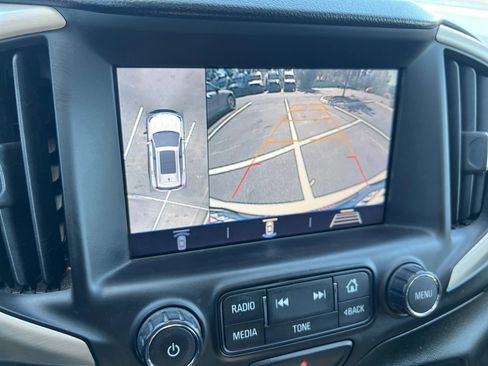 Used 2018 GMC Terrain Denali w/ Advanced Safety Package AWD/4WD image 17