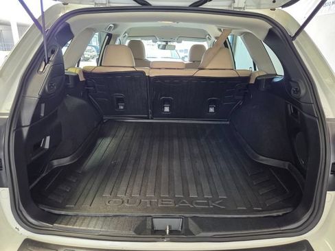 Used 2019 Subaru Outback 2.5i Limited AWD/4WD image 20