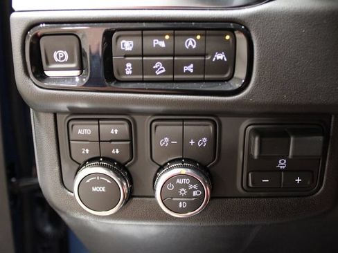 New 2026 GMC Yukon XL Elevation w/ Elevation Premium Package AWD/4WD image 41