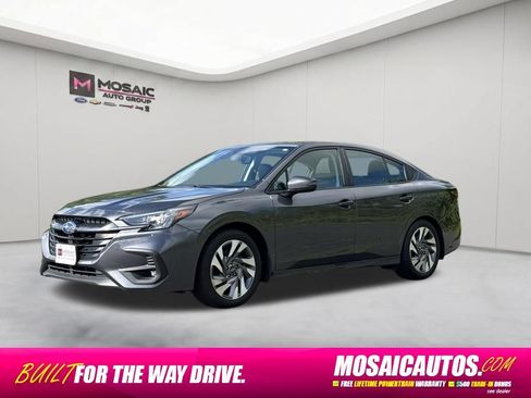 Used 2025 Subaru Legacy Limited AWD/4WD image 3