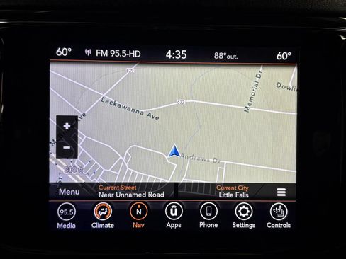 Used 2020 Jeep Grand Cherokee Limited w/ Trailer Tow Group IV AWD/4WD image 13