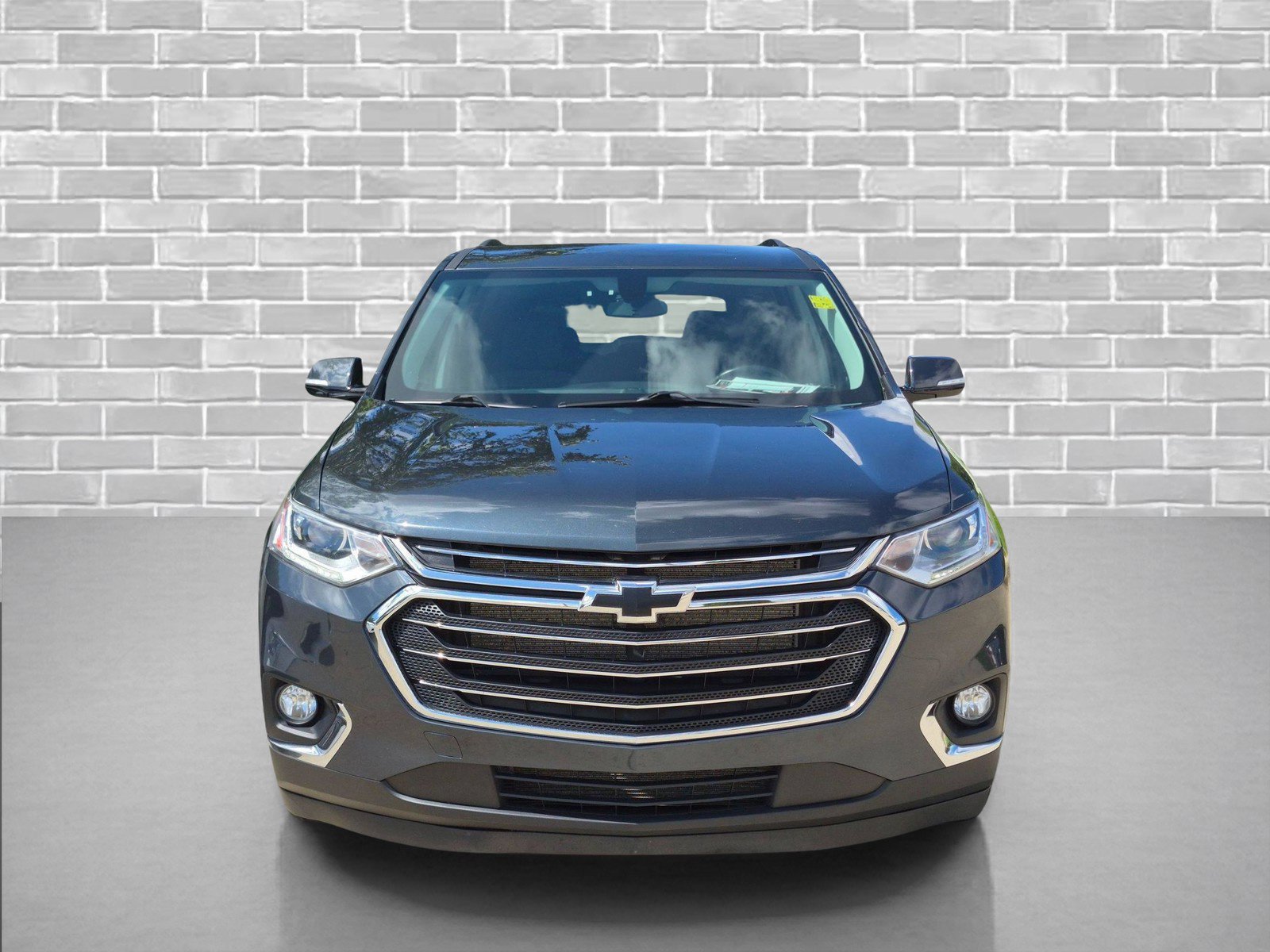 Used 2020 Chevrolet Traverse LT FWD image 4