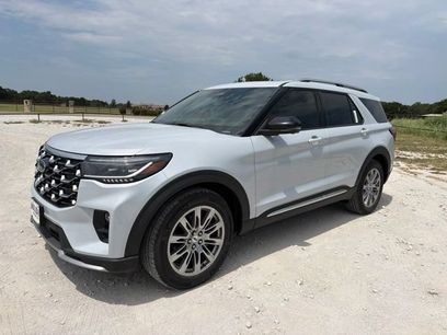 New 2026 Ford Explorer Platinum