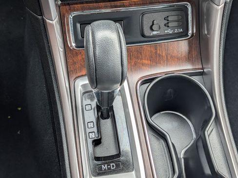 Used 2022 Subaru Ascent Touring image 24