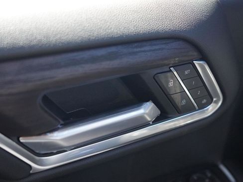 New 2026 GMC Sierra 1500 SLT w/ SLT Convenience Package image 20