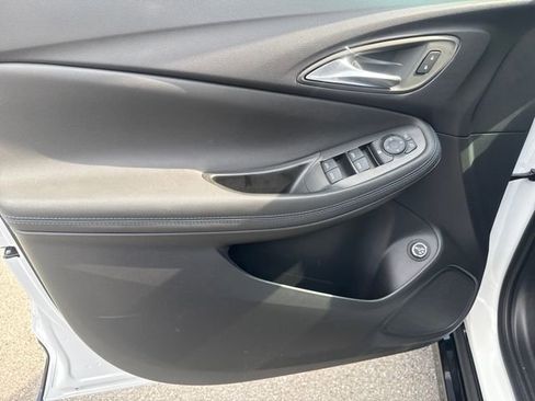 Used 2026 Buick Encore GX Sport Touring w/ Advanced Technology Package image 9