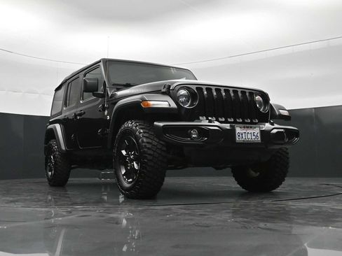 Used 2021 Jeep Wrangler Unlimited Sport AWD/4WD image 27