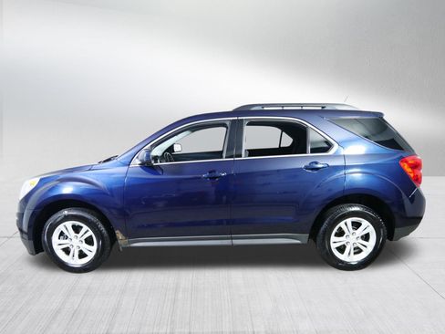 Used 2015 Chevrolet Equinox LT w/ Driver Convenience Package image 4