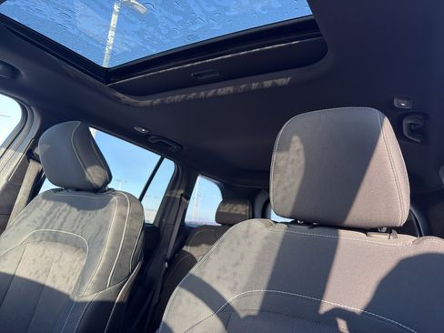 Used 2024 Jeep Grand Cherokee Laredo X w/ Luxury Tech Group I image 27