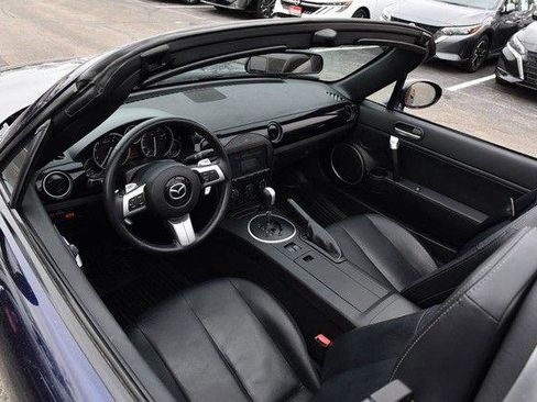 Used 2008 MAZDA MX-5 Miata Grand Touring w/ Premium Pkg image 9