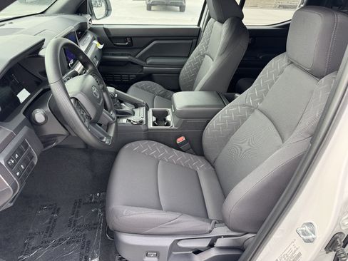 New 2026 Toyota Tacoma SR5 AWD/4WD image 2