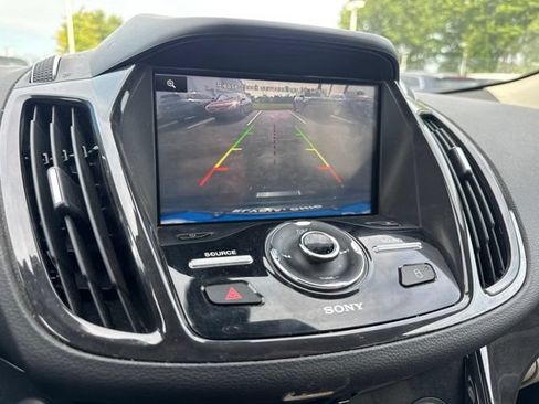 Used 2015 Ford Escape Titanium AWD/4WD image 22