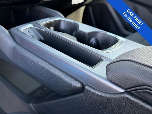 New 2026 Chevrolet Equinox EV LT w/ Comfort Package image 13