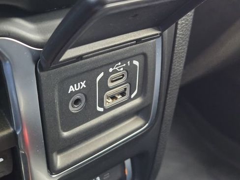 Certified 2022 Jeep Wrangler Unlimited Sahara image 21